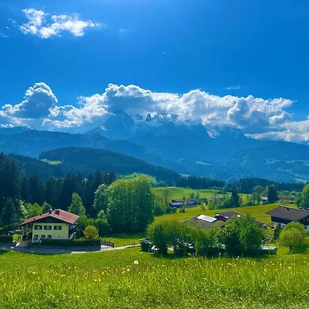 Appartement Alpenherz Im Allgaeu, Mit Balkon Und Bergblick
